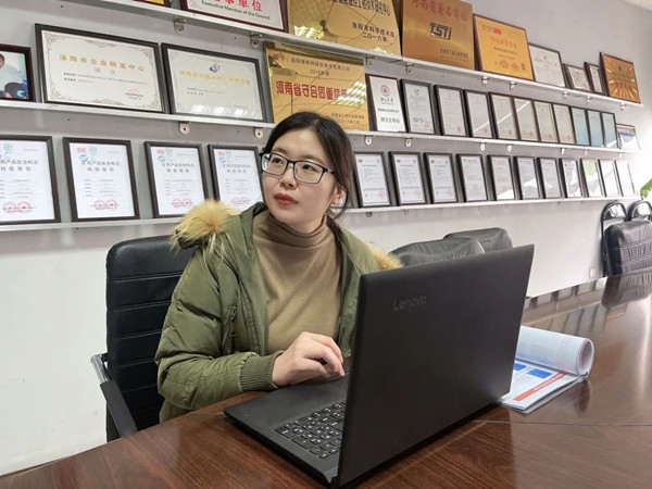 用勤奋书写担当之美，平凡岗位闪耀别样光彩！